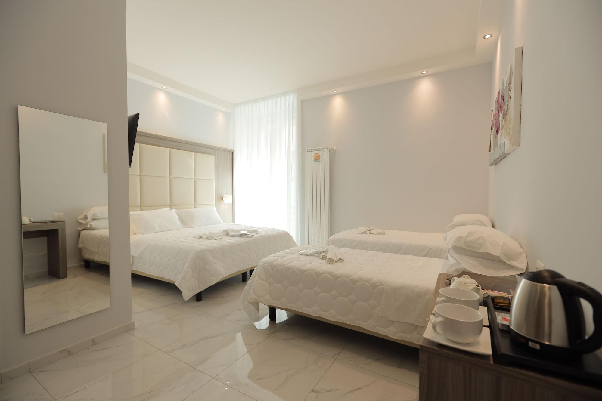 Garibaldi Suite Napels Buitenkant foto