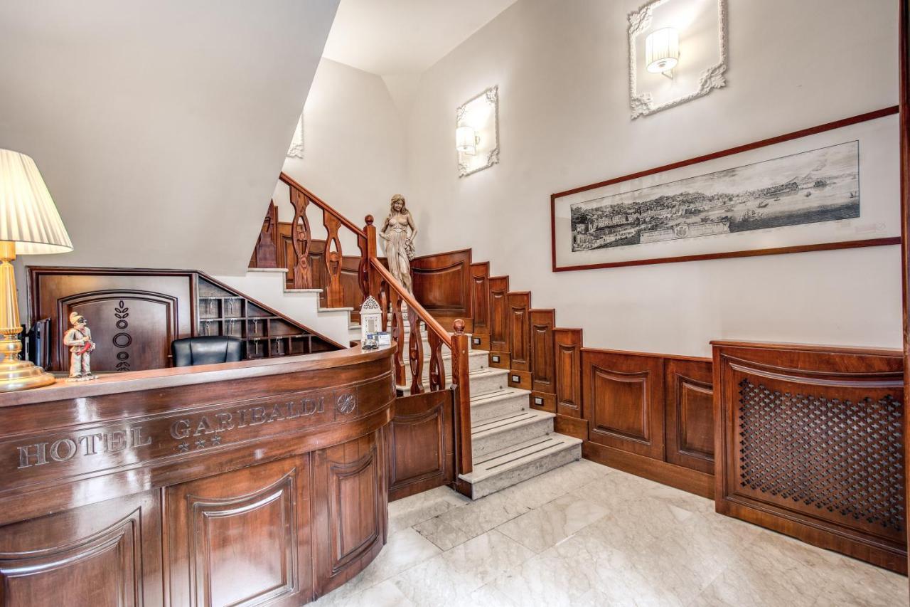 Garibaldi Suite Napels Buitenkant foto
